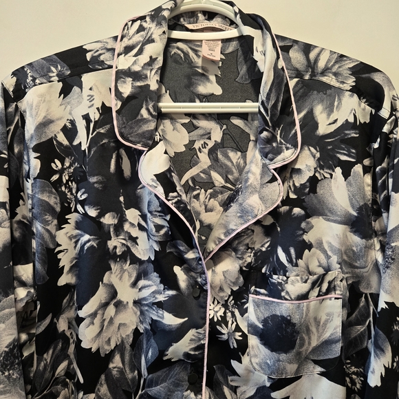 Victoria's Secret Satin Button Down Nightgown Sleep Shirt Floral Multicolor - Picture 2 of 10